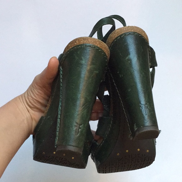 Frye Green Leather T-Strap Heels - Picture 8 of 12